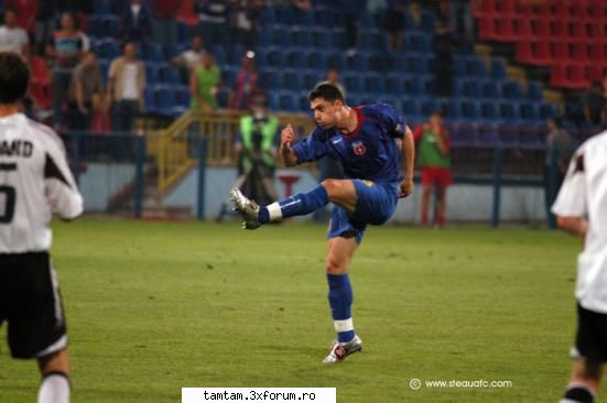 Fotbalistul Preferat?! - ce sa zic din ROMANIA e peste toti RADOI iar din - Divizia A